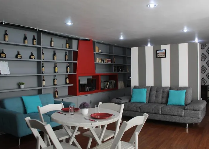 Lodge Red Loft Goldsmith Polanco Location Unmatched *